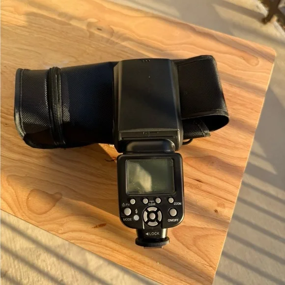 Sunpak DF4000U Black Camera Flash